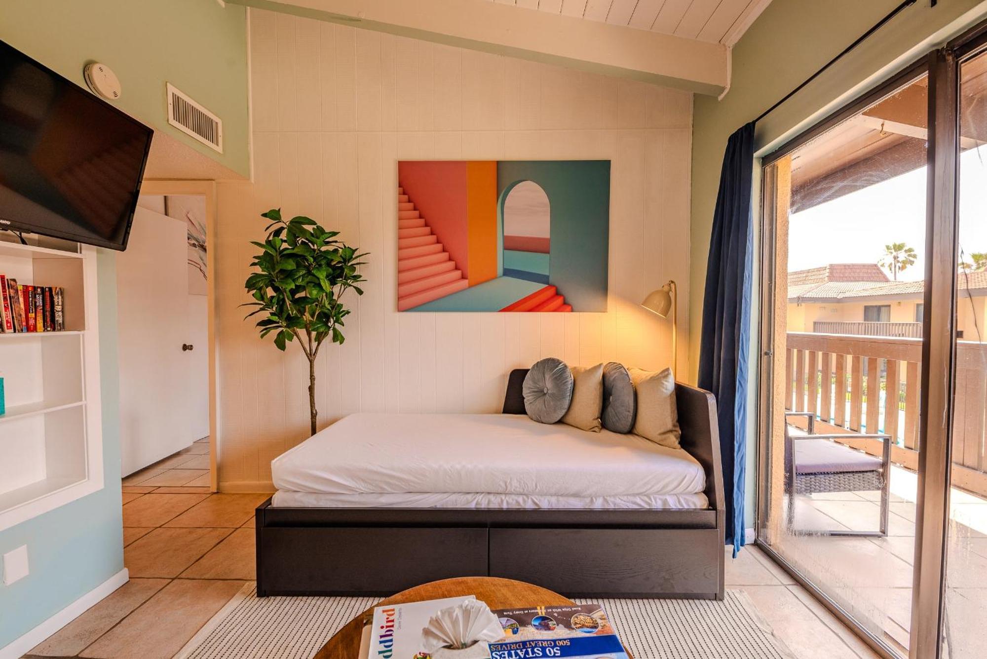 Kingfishers Retreat Serene 1Br Escape With Balcony 207 South Padre Island Kültér fotó