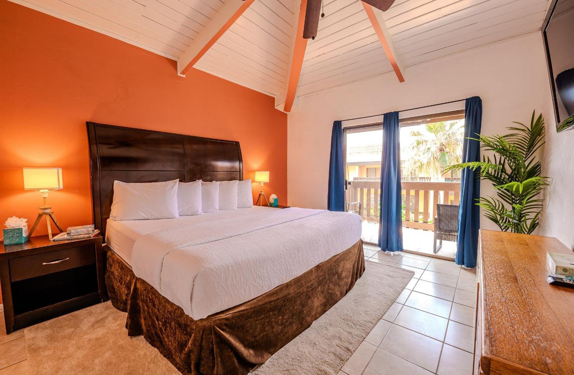 Kingfishers Retreat Serene 1Br Escape With Balcony 207 South Padre Island Kültér fotó